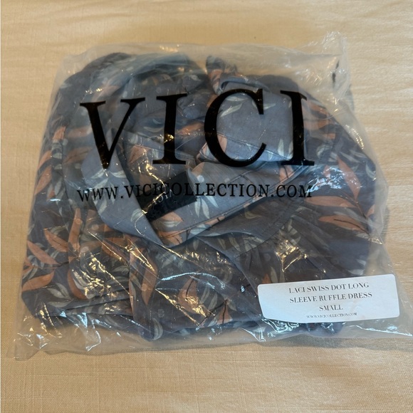 NWT Vici wrap style shirt dress - Picture 2 of 8